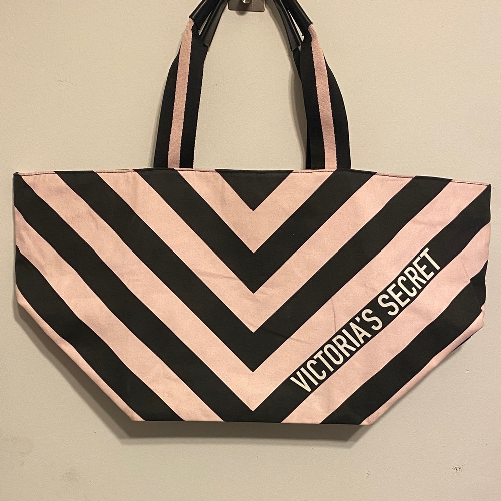 Victoria's Secret Chevron Pink and Black Tote
